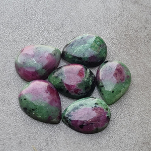 Piedra Preciosa Suelta de Rubí Zoisite de Calidad AAA+ en Forma de Pera, Cabujón con Reverso Plano, Calibrada, para Joyería - Product Image 4