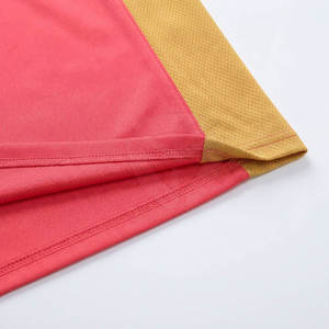 Ensemble de maillots et shorts de basketball personnalisés haut de gamme, dernier design, sublimés, pour hommes, club, école, collège, entraînement et matchs - Product Image 5