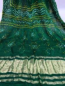 Dupatta en soie Gaji pure, traditionnellement teint à la main, style Bandhani, ethnique indien, vente en gros - Product Image 3