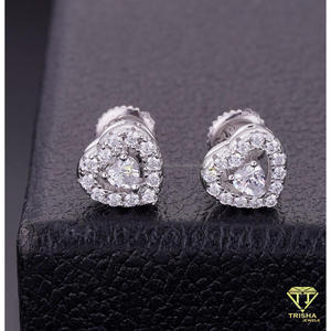 Boucles d'oreilles modernes en forme de cœur avec diamants de laboratoire, en argent sterling 925, bijoux de luxe haut de gamme - Product Image 3