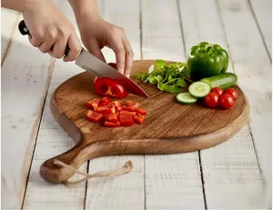 Tabla de cortar redonda de madera hecha a mano de calidad estándar para utensilios de cocina de proveedor indio a un precio asequible. - Product Image 3