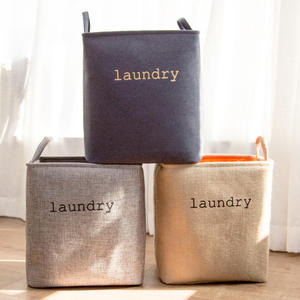 Sac à linge en jute avec logo personnalisé, résistant, réutilisable, pour le rangement des vêtements sales, pour la maison et les voyages - Product Image 1
