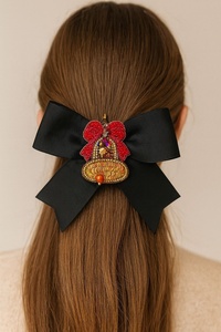 Lazo para el Cabello Rojo Satinado Navideño de Aspecto Premium con Bordado de Cascanueces – Accesorio Festivo de Lujo para Mujeres y Niñas 2026 - Product Image 2