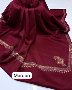 ผ้าคลุมไหล่ขนสัตว์สีขาวลายปักลายทางสำหรับผู้ชาย ผ้าพันคอสำหรับฤดูหนาวน้ำหนักเบาสำหรับผู้ใหญ่สวมใส่ได้ทุกวัน - Product Image 6