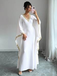 Abaya blanche en polyester coupe ajustée avec broderie perlée dorée, col montant, manches longues, longueur ras du sol, robe modeste pour l'Aïd et les mariages, pour femmes du Moyen-Orient - Product Image 3