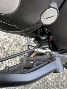 Support central de moto Design 2 pour la série Honda Rebel, pièces et accessoires de moto |   M-Biker - Product Image 3