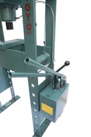 Nouvelle presse hydraulique à cadre en H de 30 tonnes Machine de construction manuelle en acier à haute productivité Poinçonneuse à roulement de pompe PLC