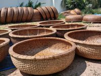 Panier de pêche traditionnel en bambou fait main décoratif
