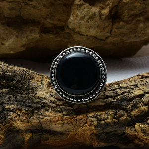 Bague en onyx noir, argent sterling 925, bijou audacieux fait main - Product Image 1