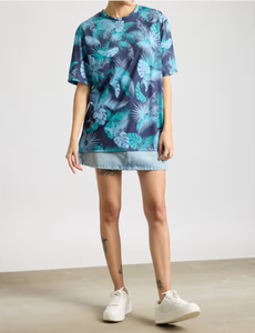 เสื้อยืดแขนสั้นสวมใส่สบายมีสไตล์สำหรับผู้หญิงสวมใส่ในชีวิตประจำวันทรงลำลองสมบูรณ์แบบโดยผู้ผลิตเสื้อผ้าที่เชื่อถือได้ - Product Image 1