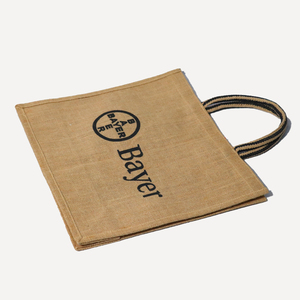 ราคาโรงงาน คุณภาพดี กระเป๋าผ้ากระสอบพิมพ์ลายสวยงาม รับสกรีนโลโก้ กระเป๋าช้อปปิ้งผ้าฝ้าย 100% สำหรับใช้ในตลาด - Product Image 4