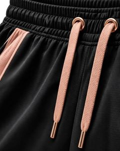 Conjunto deportivo de camiseta y pantalones cortos para hombre en negro, nude y rosa, transpirable, de secado rápido, para gimnasio, atletismo, correr, entrenamiento y actividades deportivas. - Product Image 4