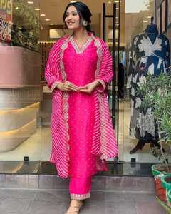 Ensemble Kurti rose droit pour femme avec pantalon et dupatta en viscose Chanderi imprimé numérique de qualité supérieure - Product Image 3