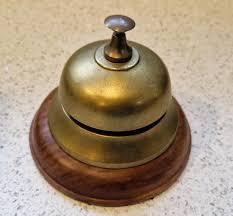 Campana de Escritorio de Latón con Base de Madera, Acabado Antiguo, Campana de Llamada Vintage para Recepción de Hotel, Tienda, Oficina, Decoración del Hogar - Product Image 6