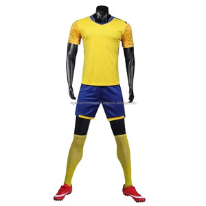 เสื้อฟุตบอลสำหรับผู้ชายเสื้อ100% ผ้าโพลีเอสเตอร์ออกแบบได้ตามต้องการมีโลโก้ชื่อบริการผลิตตามสั่งสำหรับชุดทีมเยาวชนเด็กขนาดตัดอัตโนมัติ - Product Image 3