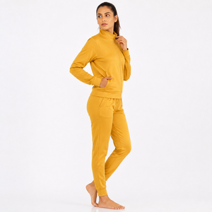 Chándal para mujer con tela suave, ajuste cómodo y diseño elegante, ideal para entrenamientos en el gimnasio, correr, viajar y uso diario informal. - Product Image 2