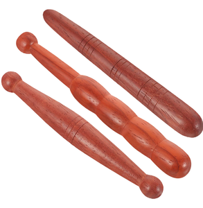 Rodillos de madera ranurados y ornamentados que proporcionan un amasamiento profundo y localizado para zonas dolorosas y tensas, disponibles a precios de mayorista. - Product Image 3