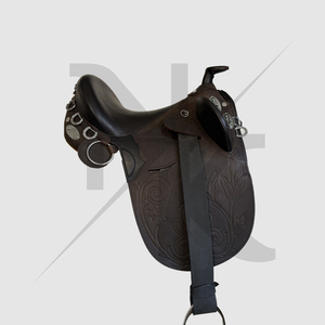 Silla de Montar Australiana Premium de Cuero Genuino y Madera para Equitación, Asiento Profundo, Duradera y Cómoda, Venta al por Mayor - Product Image 4