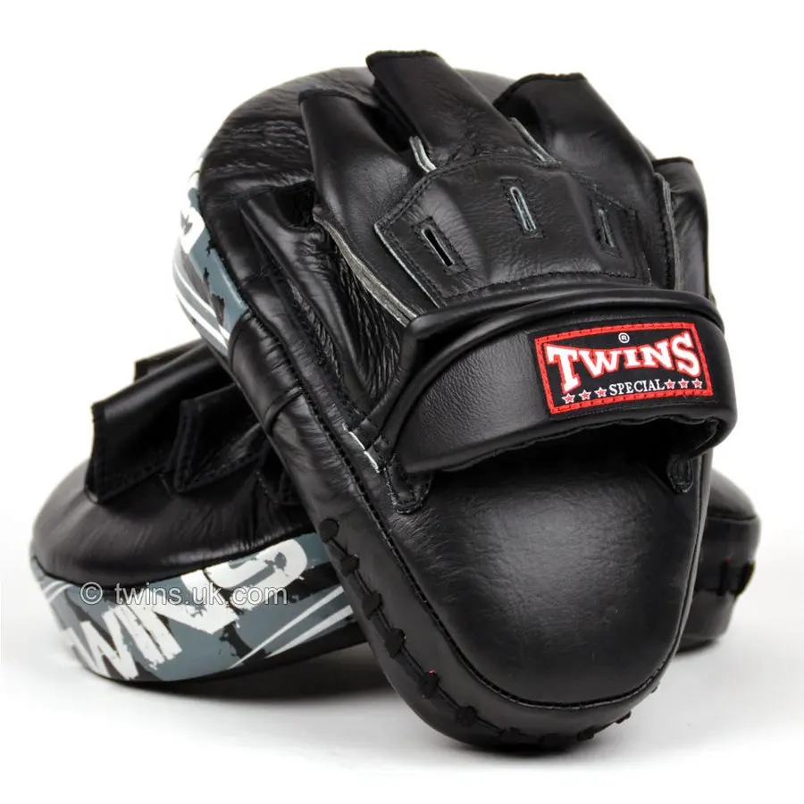 Tweeling Deluxe Gebogen Muay Thai Boksen Mma Ponsen Focus Mitts Pads Lederen Handschoen