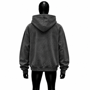 Sweat à capuche graphique gris délavé vintage, coupe oversize, style streetwear, avec imprimé portrait audacieux, en mélange de coton épais 100%, pour l'hiver - Product Image 2