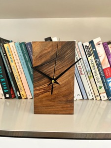 Horloge de bureau circulaire en bois, design moderne et minimaliste, mouvement à quartz silencieux, affichage à aiguilles, détection tactile, décoration pour bureau et salon - Product Image 5