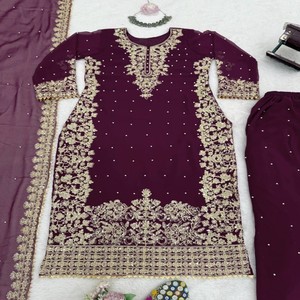 Conjunto Kurti Palazzo de Georgette Sintético VASTRA COTTAGE con Lentejuelas, Remaches, Moti y Encaje, para Fiesta, Estilo Étnico - Product Image 2