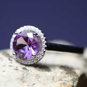 Anillo de Halo de Alejandrita Ética con Cambio de Color, Plata de Ley 925 Sólida, Piedra de Nacimiento de Junio, Joyería Elegante con Gema - Product Image 6