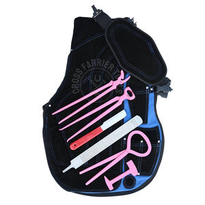 Kit Profesional para el Cuidado de Pezuñas con Delantal de Cuero Reforzado, Guantes Largos, Alicates Afilados, Herramienta para Clavar, Probador, Pulidor, Lima y Cuchillo para Talones - Product Image 1