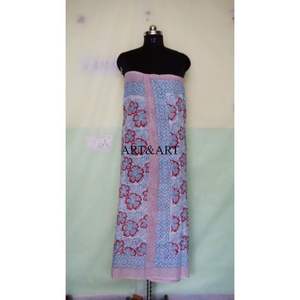 Pareos de algodón hechos a mano en India, informales, de verano, con estampado digital étnico de rombos, de color liso, transpirables, para uso diario y como prendas de cobertura. - Product Image 3