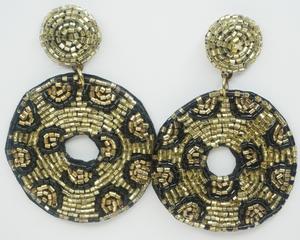 Pendientes de moda con cuentas de vidrio, pendientes envolventes de cuentas pequeñas, pendientes de tuerca hechos a mano para mujeres y niñas, nuevos diseños, modelo. - Product Image 5