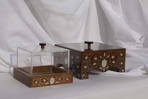 Caja de Dulces NoorEssence Pearl, Elegante Organizador de Dulces de Madera y Acrílico con Incrustaciones de Concha de Nácar para Regalos de Ramadán 2027, Iftar y Lujo - Product Image 2