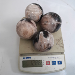 คริสตัลบำบัดอัญมณีทำจากไม้ทรงกลมขนาด50-90มม. ทำจากไม้ธรรมชาติอินโดนีเซีย - Product Image 2