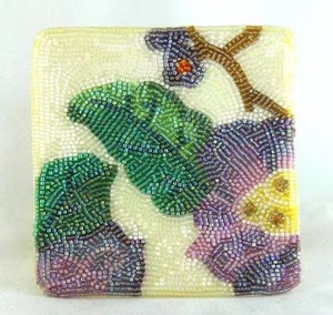 Handmade Large Southwestern <b>Beaded</b> Floral Coin Pouch Wallet Zipper Closure and Embroidered Pattern <b>Directly</b> Jewelry Tags - Product Image 2