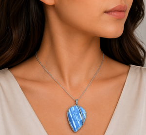 Pendentif en opale bleue naturelle en argent sterling 925 avec diamant pour femmes - Product Image 1