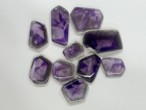 Lote de 10 Piezas de Amatista Natural Trapiche Star en Forma de Cabujón, 109g, Proveedor Mayorista de Gemas Sueltas para Compradores de China - Product Image 2