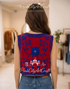 เสื้อแจ็คเก็ตกำมะหยี่ปักลายสำหรับผู้หญิง สีน้ำเงินรอยัล ลายดอกไม้ปักมือ เสื้อกั๊กสีแดง ปักลายแบบดั้งเดิมสไตล์ราชสถาน โบโฮ ชรุง โคติ - Product Image 6