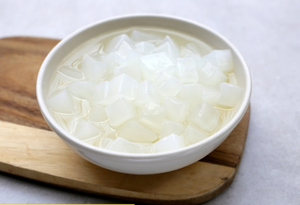 HOT SELLING Nata De Coco in Syrup 3x3mm 4x4mm <b>Small</b> Cut Coconut Jelly for Ready to Drink RTD <b>Bottled</b> Fruit Juice - Product Image 5