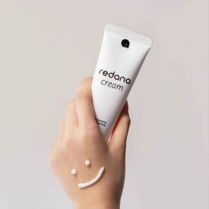 [DANA] Crema Vegana Redana para Rostro y Cuerpo de Bebé, Hidratante y Nutritiva, 70 ml, Ginseng Rojo, Sin Perfume, Calmante, con Péptidos, para Todo Tipo de Piel - Product Image 1