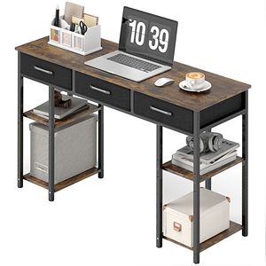 Scrivania per Computer da 47 Pollici in Stile Rustico Marrone con Ripiani Regolabili e Cassetti in Tessuto, Piccola Scrivania con Comodi Cassetti - Product Image 1