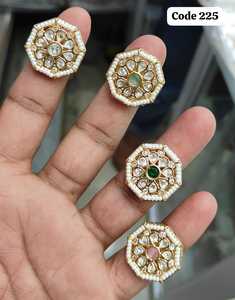 Anillo Hexagonal Ajustable de Lujo Chapado en Oro con Kundan para Mujer |   Anillo de Cóctel con Borde de Perlas y Diamantes Americanos CZ | - Product Image 1