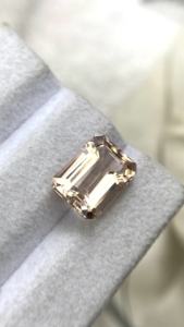 Piedra de Morganita Natural Certificada, Corte Esmeralda Octogonal, con Excelente Color y Brillo, Beryl Natural de 5.39 Quilates, Limpia con Lupa - Product Image 2