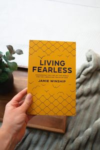 Viviendo sin miedo, de Jamie Winship, libro en inglés de bolsillo, libro inspirador sobre la vida cristiana - Product Image 5