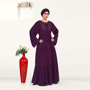 Kaftan en rayonne élégant et modeste avec encolure en dentelle, manches longues aériennes, tombé fluide et silhouette étagée – Idéal pour l'Aïd et le quotidien - Product Image 3