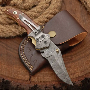 Couteau pliant personnalisé LEGACY BLADES en acier Damas à pointe tombante avec manche ergonomique en bois, couteau de poche pour le camping - Product Image 4