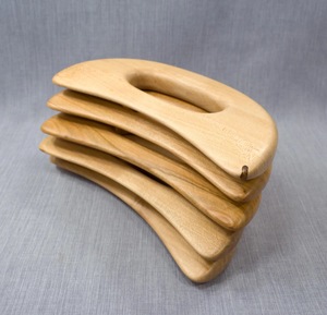 Eco-Friendly Rustic Wooden Gua Sha <b>Face</b> Massager with Solid Acacia Wood Crafts for Muscle Relaxation-New Year Gift - Product Image 3