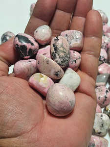 Piedras preciosas naturales de ágata Rodocrosita de alto grado, piedras caídas de cristal pulido para Decoración, regalo, curación a granel, venta al por mayor - Product Image 3