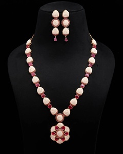 Conjunto de Collar de Perlas y Rubíes Tradicionales, Chapado en Oro de 22K, Joyería Nupcial Elegante para Mujer, Collar Ajustable - Product Image 1