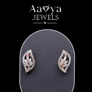 Pendientes de Diamantes con Diseño Delicado, Última Moda, Compre Directamente de un Proveedor Indio de Confianza al Mejor Precio - Product Image 4