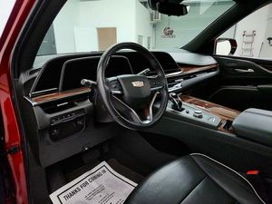 Kadi-lac Es-Ka-lade Premium Rojo Usado Limpio de 2021 - Product Image 4