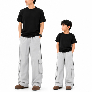 Conjunto familiar a juego 2026: Camiseta holgada y pantalones cargo de pierna ancha para padres e hijos, estilo casual urbano - Product Image 3